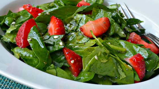 Spinach and Strawberry Salad