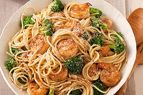 Spaghetti with Garlic-Shrimp & Broccoli