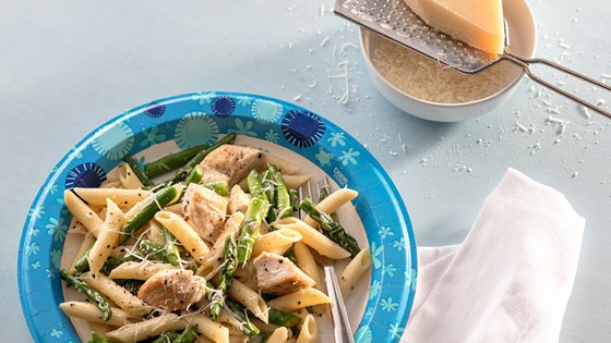 Penne with Chicken and Asparagus