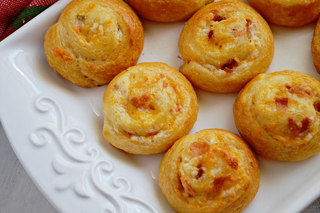 Cheesy Bacon Pinwheels