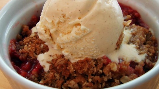 Chef John's Rhubarb Crisp 