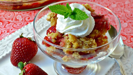 Rhubarb Strawberry Crunch