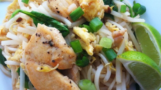 Joe's Fusion Chicken Pad Thai