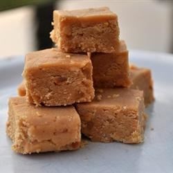 Creamy Peanut Butter Fudge