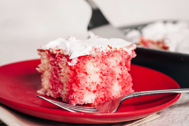 Gelatin Poke Cake