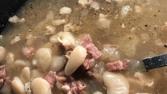 Slow Cooker Southern Lima Beans and Ham