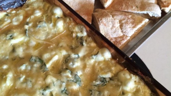 Luscious Spinach Artichoke Dip