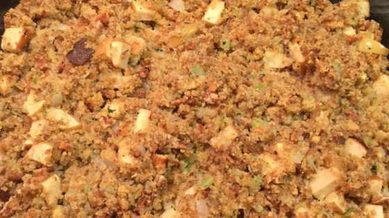 Apple Pecan Cornbread Dressing