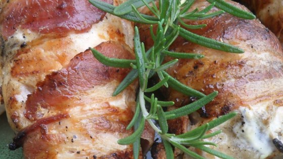 Grilled Chicken with Rosemary and Bacon